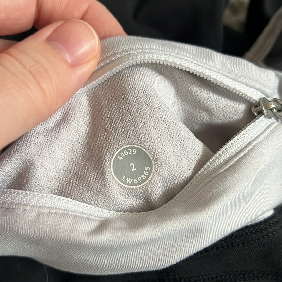 Lululemon Run Mod Moves Crop 17” - Picture 9 of 10